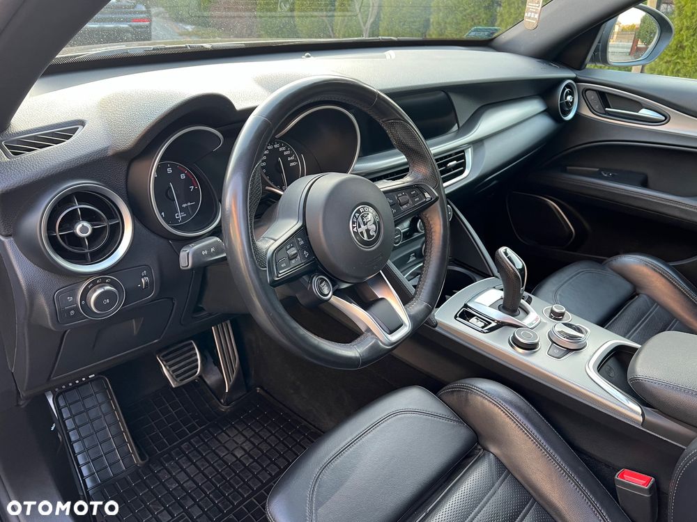 Alfa Romeo Stelvio 2.0 Turbo Veloce Q4 - 27
