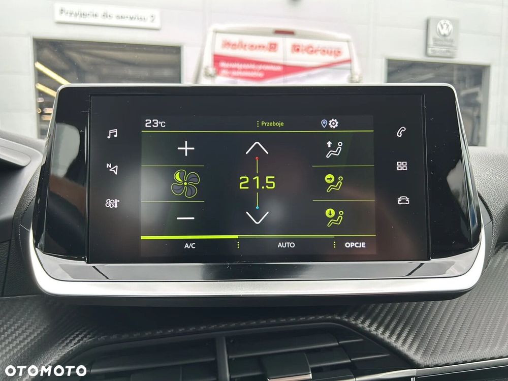Peugeot 208 1.2 PureTech Active S&S EAT8 - 33