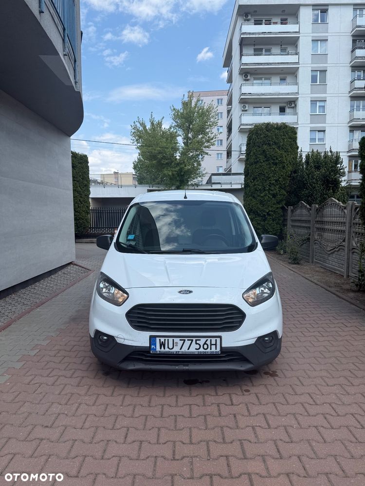 Ford Transit Courier - 1