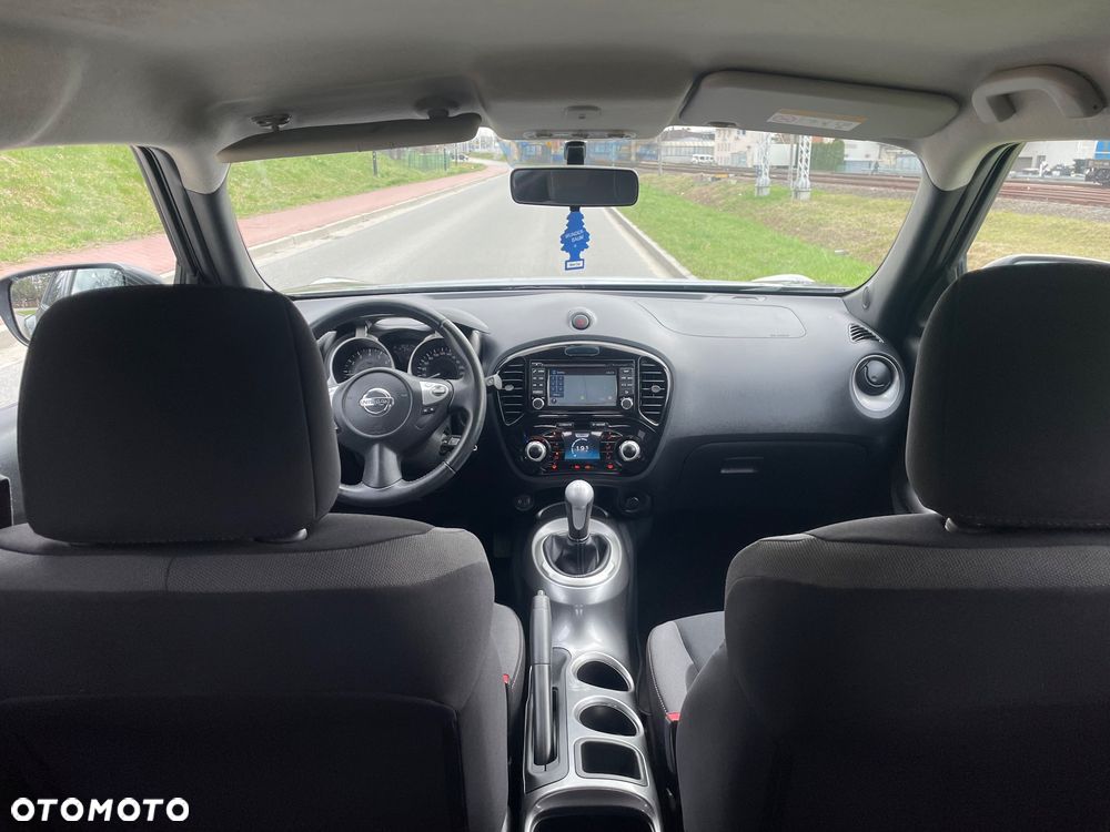 Nissan Juke 1.6 Visia - 8