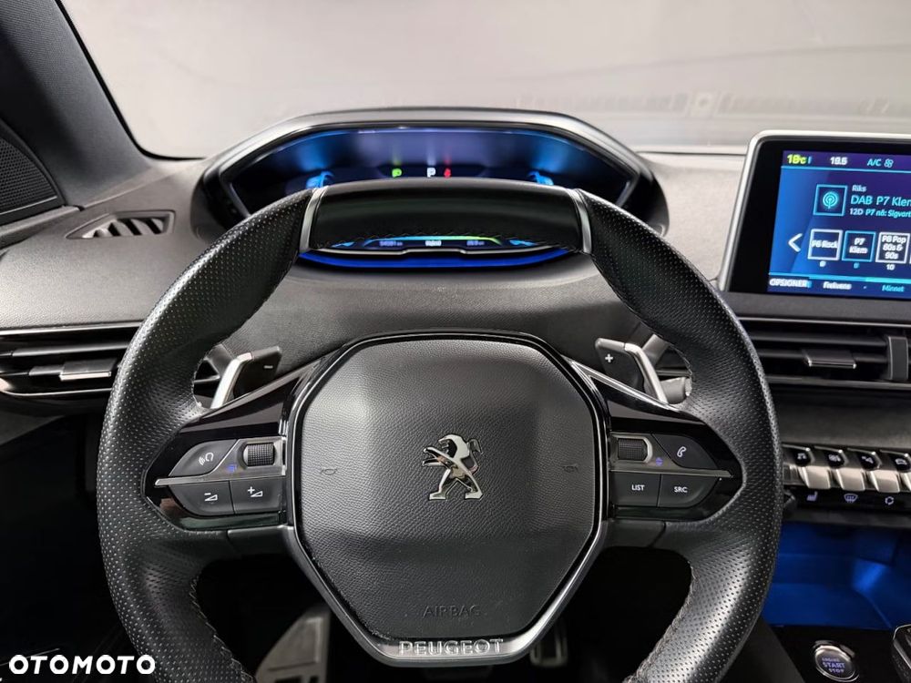 Peugeot 3008 1.6 PureTech Hybrid4 PHEV GT S&S EAT8 - 22