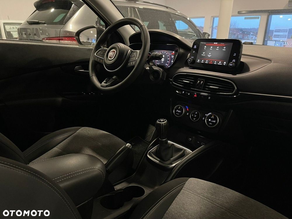 Fiat Tipo 1.0 T3 - 13