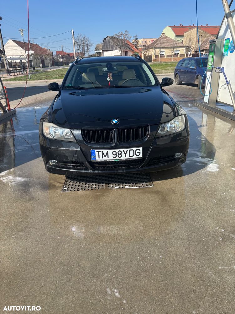 BMW Seria 3 320i - 6