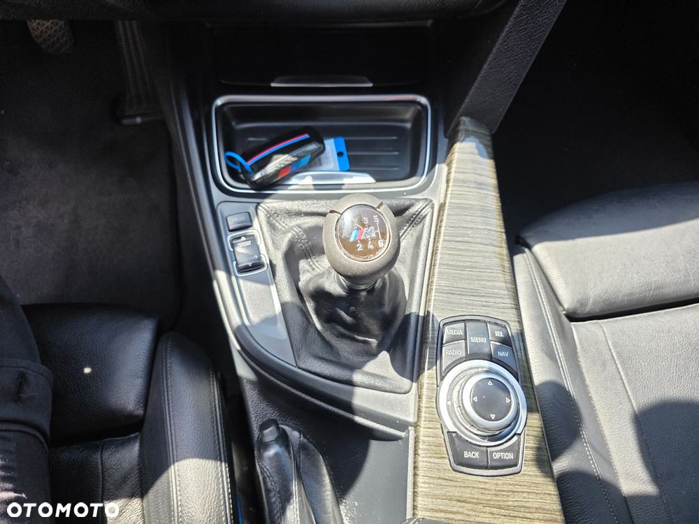 BMW Seria 3 320i Efficient Dynamics Edition Luxury Line - 23
