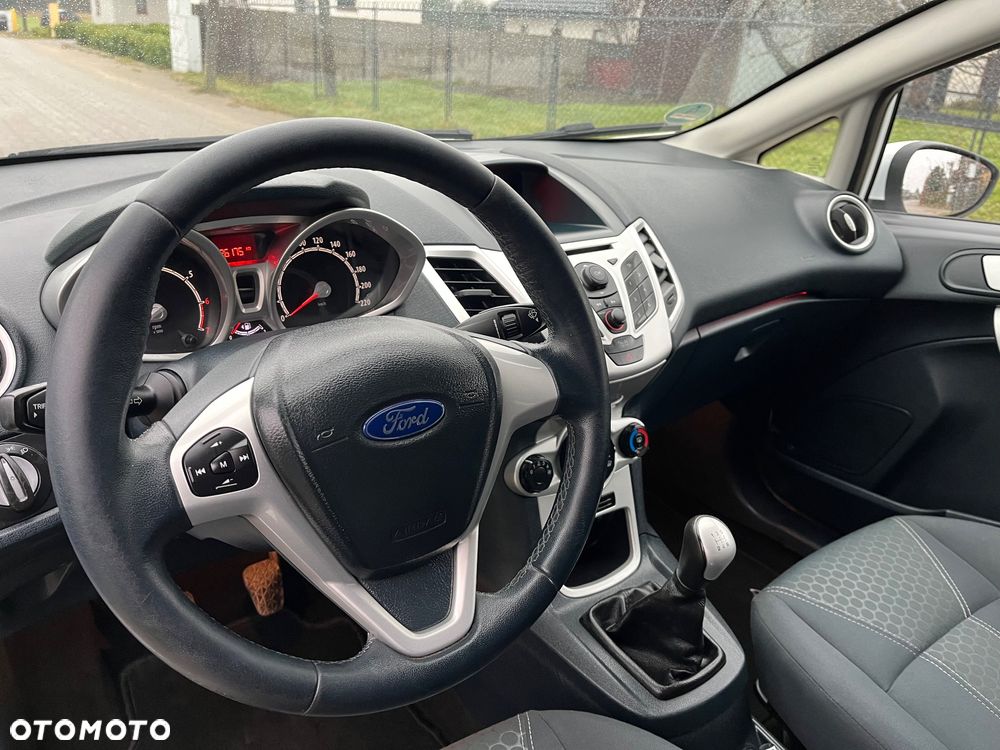 Ford Fiesta 1.25 Titanium - 18