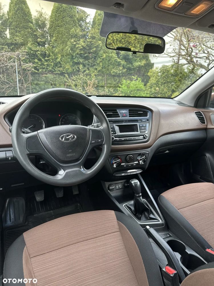 Hyundai i20 1.2 GO - 8