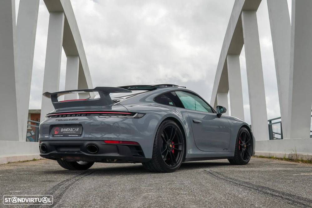 Porsche 911 (992) Carrera 4 GTS PDK - 4