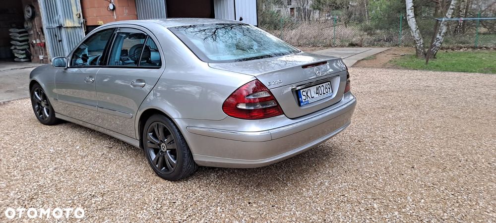 Mercedes-Benz Klasa E - 4