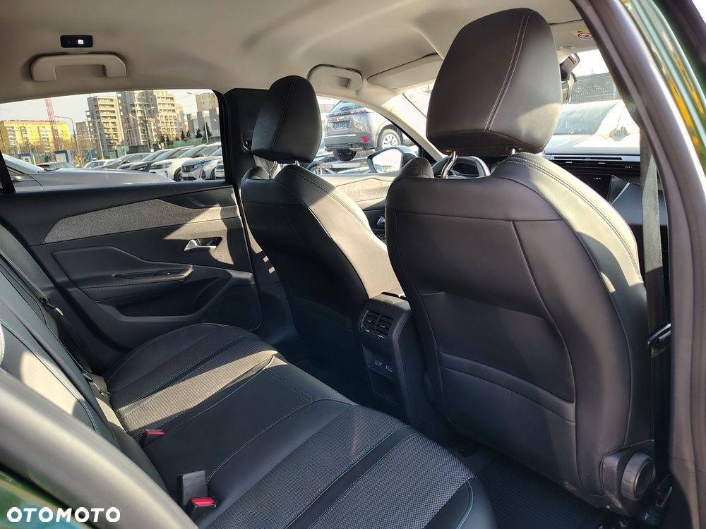 Peugeot 308 1.2 PureTech Allure S&S - 8