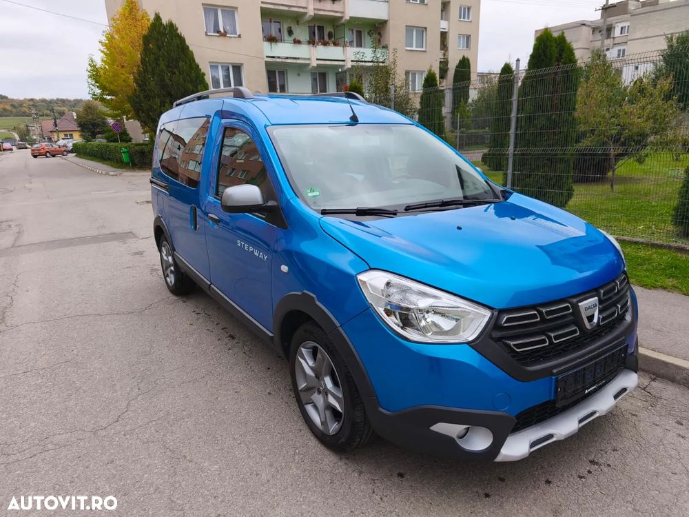 Dacia Dokker SCe 100 Stepway Celebration - 21