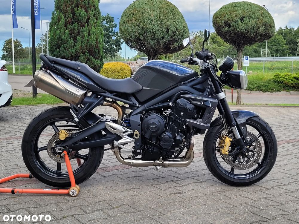 Triumph Street Triple - 7