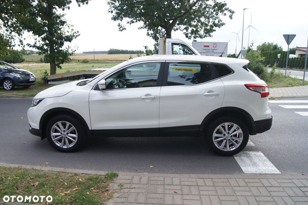 Nissan Qashqai 1.2 DIG-T N-Connecta - 4