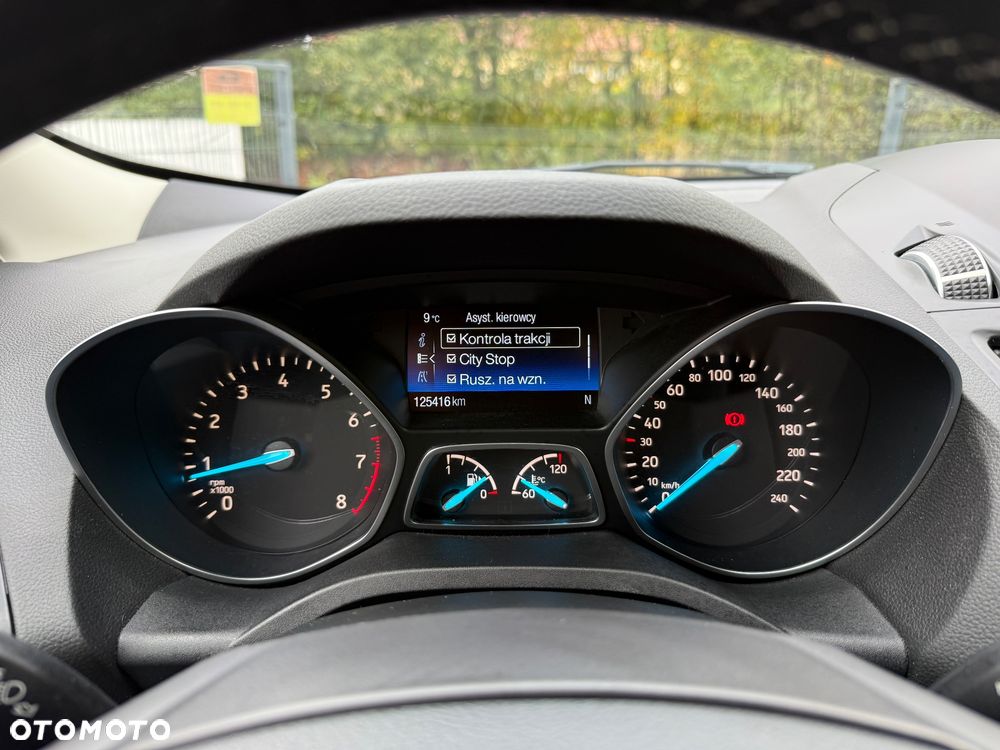 Ford Kuga 1.5 EcoBoost 2x4 Titanium - 28