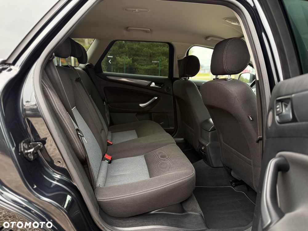 Ford Mondeo 2.0 TDCi Black Magic - 16