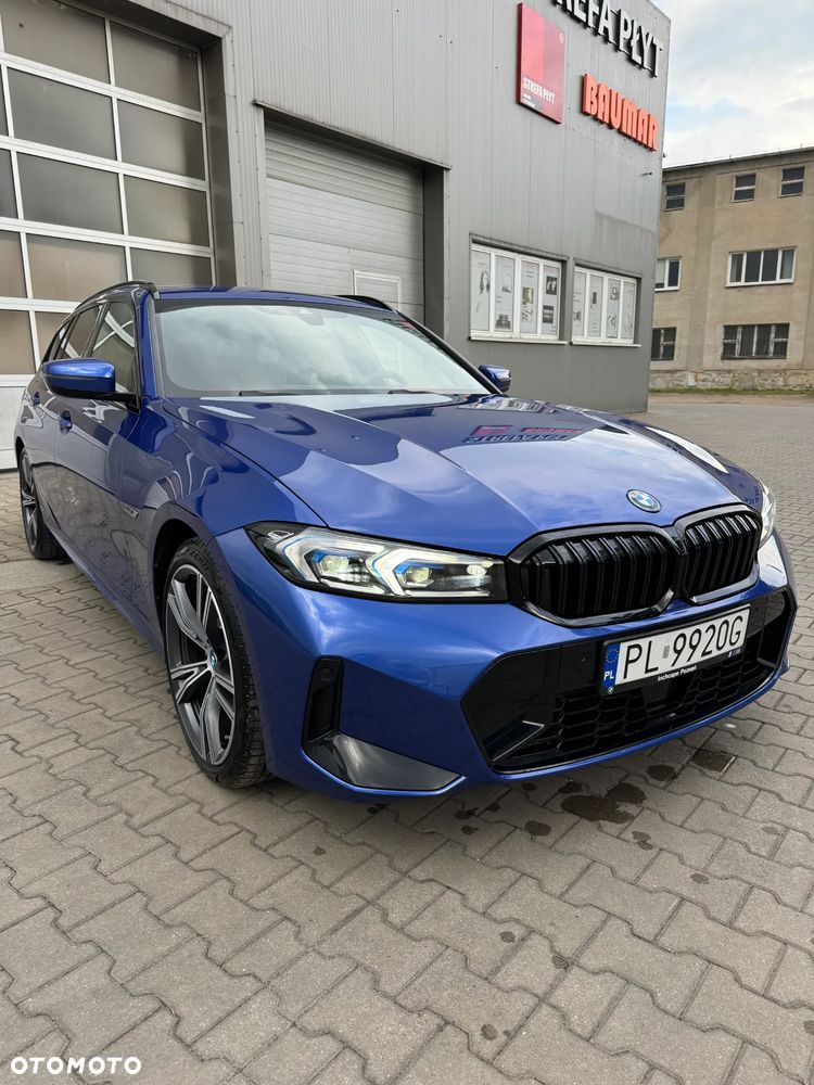BMW Seria 3 330e M Sport - 1