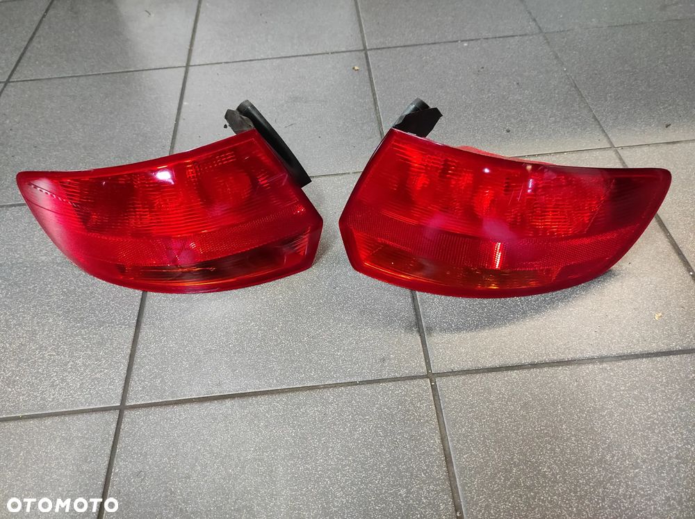 LAMPY LAMPA TYLNE TYŁ LEWA PRAWA AUDI A3 8P SPORTBACK 5 DRZWI WYSYŁKA !!! - 1