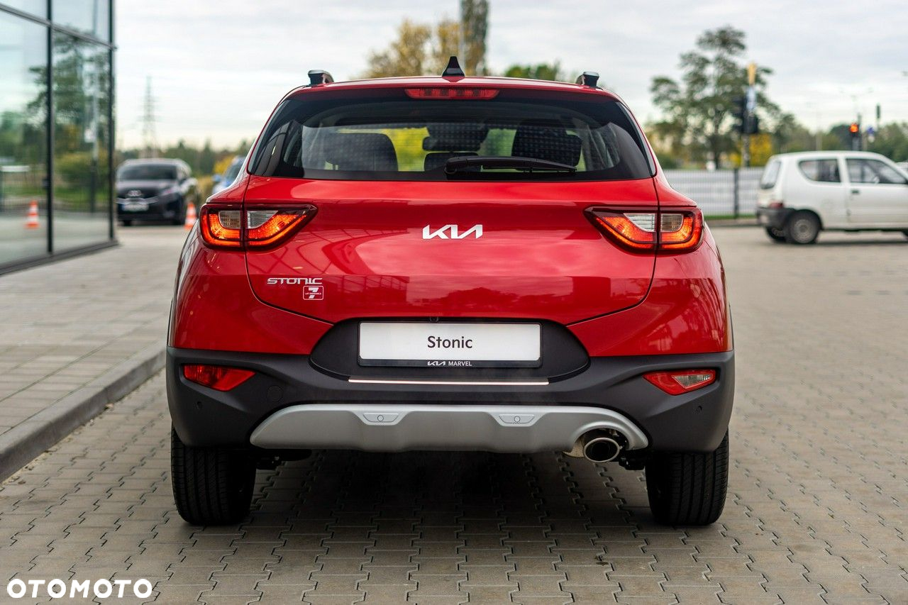 Kia Stonic - 5