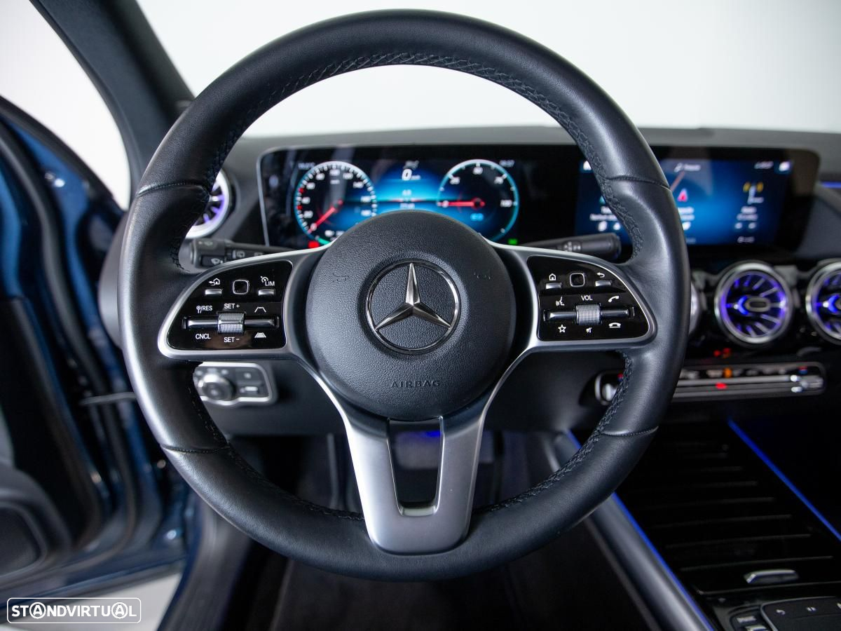 Mercedes-Benz EQA 300 4Matic Progressive - 21