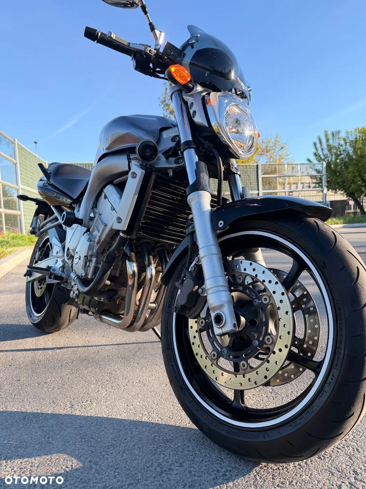 Yamaha FZ6 - 25