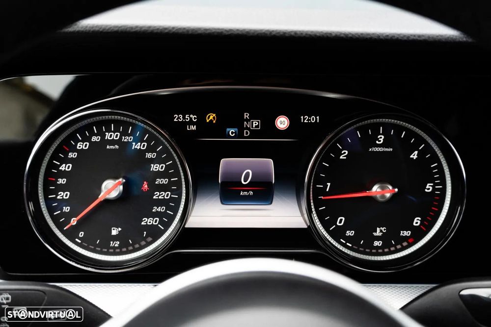Mercedes-Benz E 220 - 13