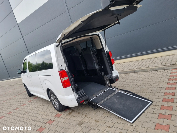 Toyota ProAce 2,0-l-D-4D L2 (7-Si.) Autm Verso Executive