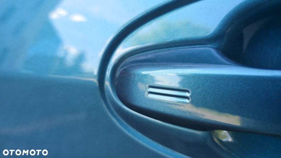 Toyota Yaris 1.33 Premium - 26