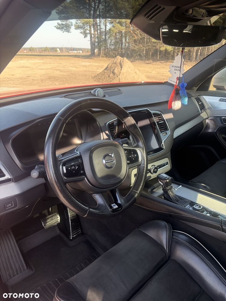 Volvo XC 90 - 7