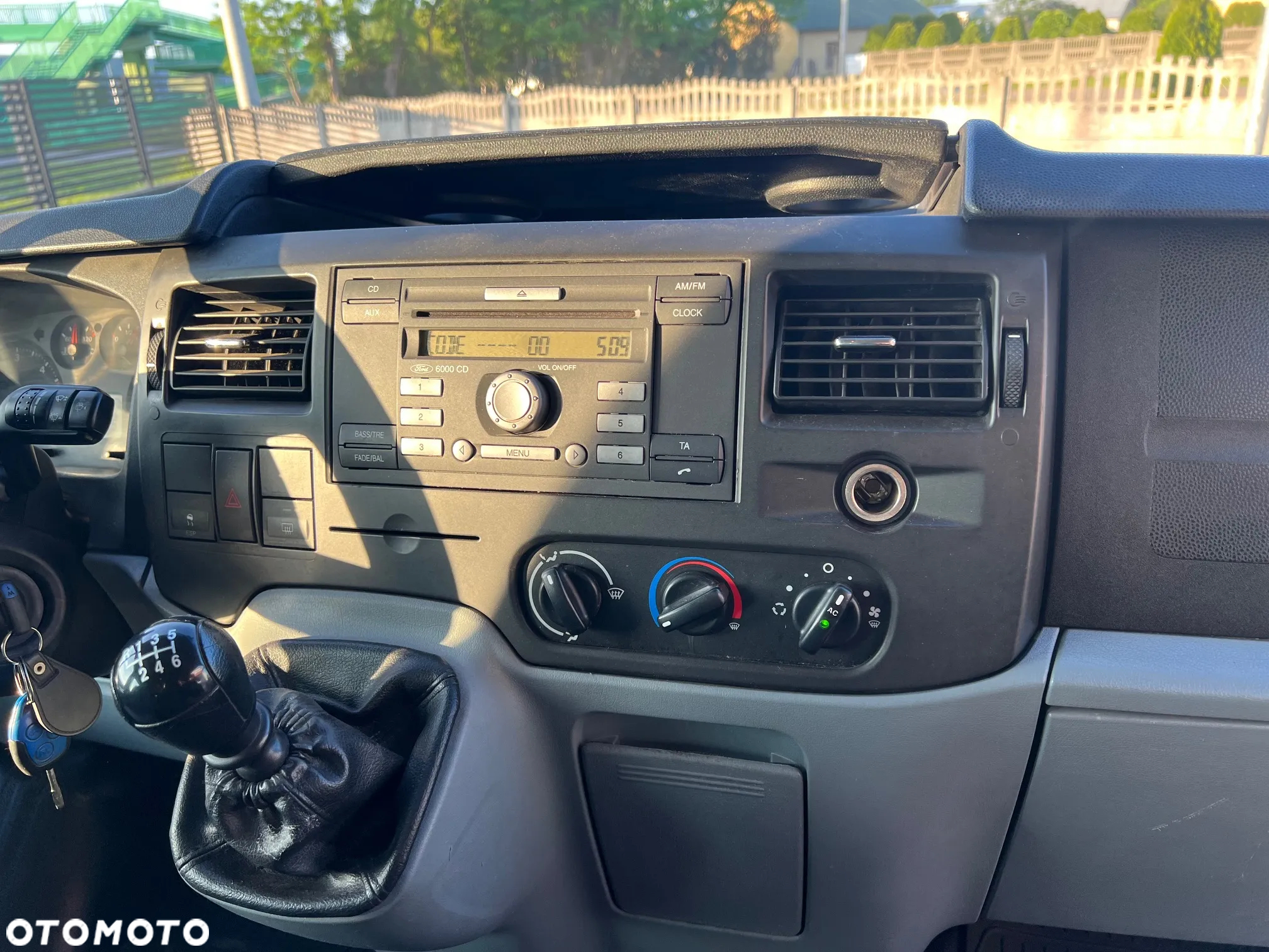 Ford Transit FT 300L - 12