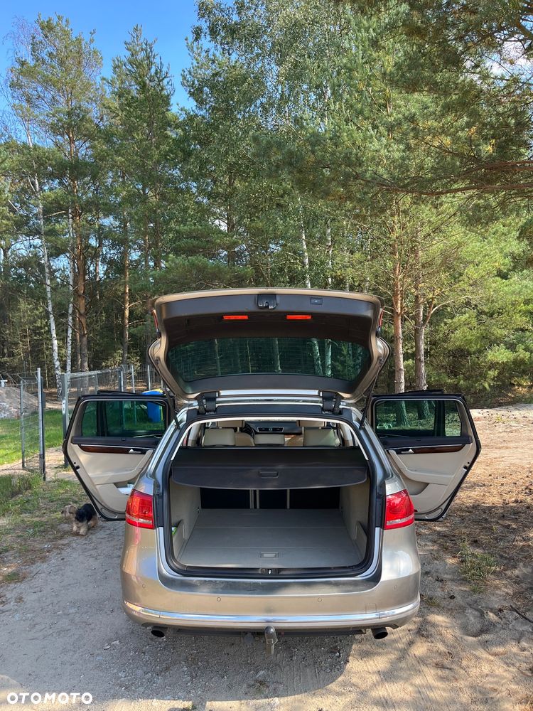 Volkswagen Passat 2.0 TDI 4Mot Highline DSG - 27