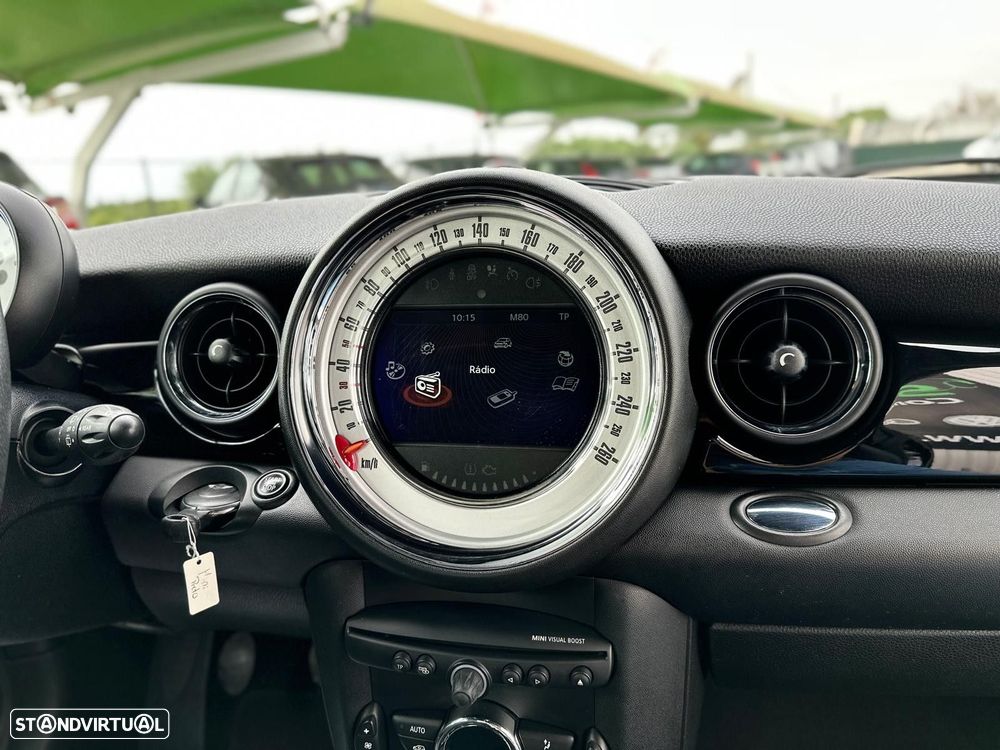 MINI 3 Portas One D - 12
