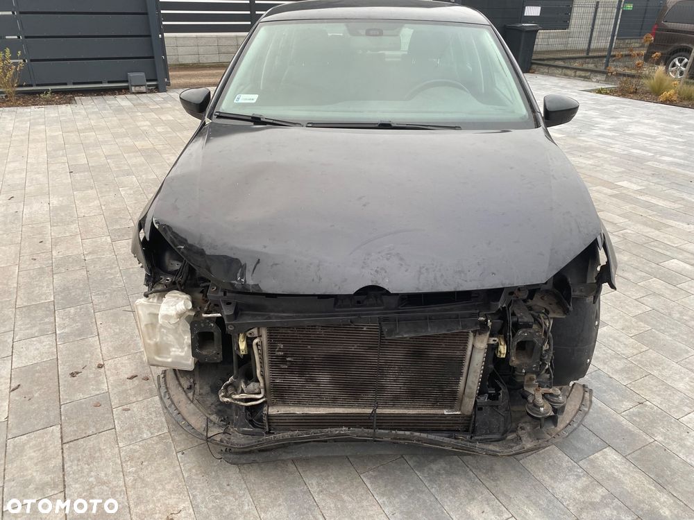 Volkswagen Polo 1.6 TDI DPF Comfortline DSG - 2