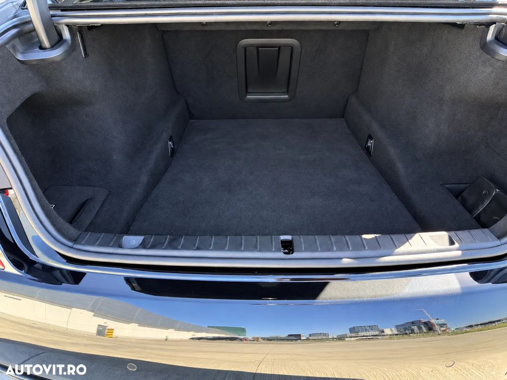 BMW Seria 7 730d xDrive - 28