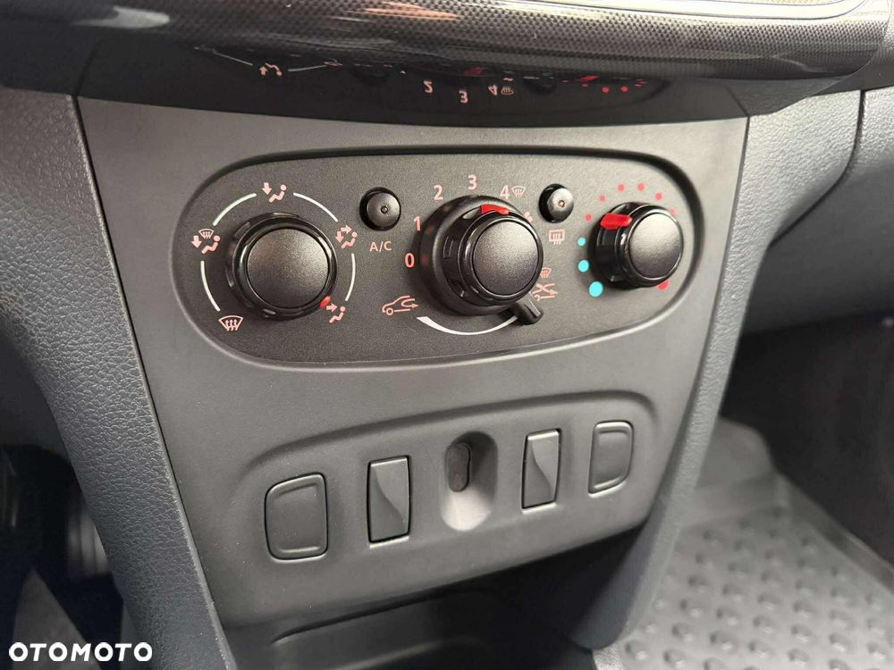 Dacia Sandero 1.2 16V Laureate - 18