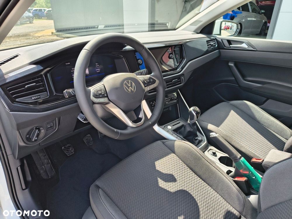 Volkswagen Polo - 12