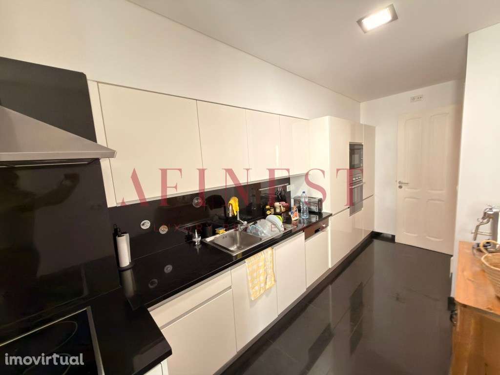 Alameda T2 com duas salas, totalmente remodelado e mobilado, com ga... - Grande imagem: 4/19