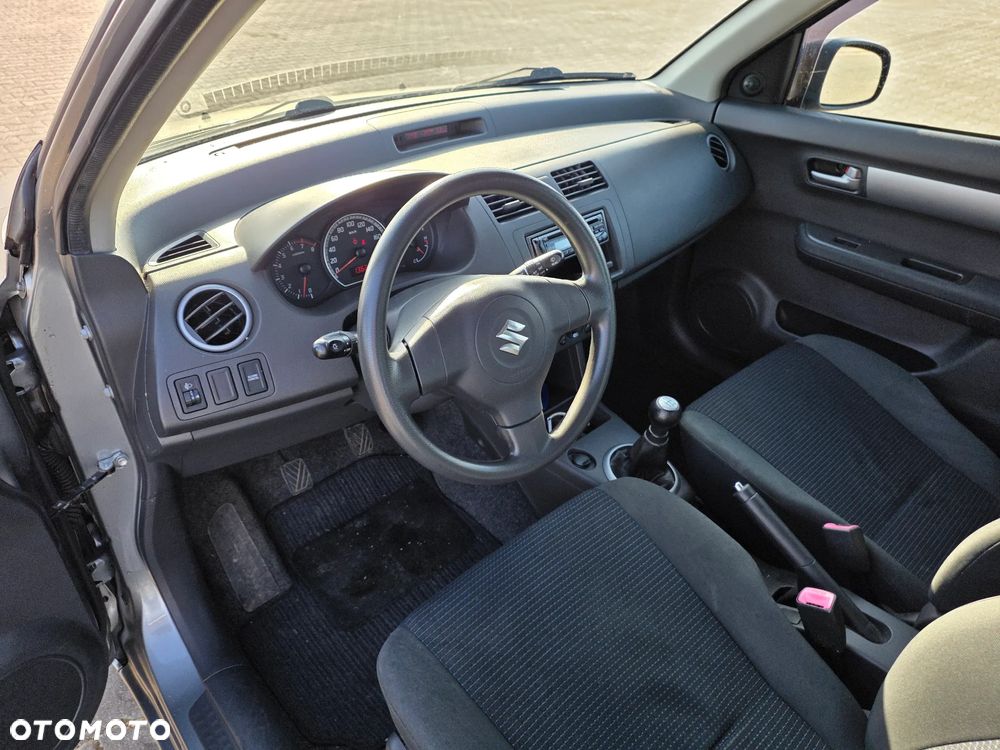 Suzuki Swift 1.3 Comfort - 13