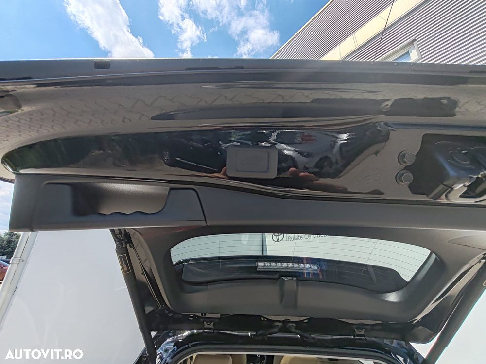 Toyota RAV4 2.5 VVT-iE 4x4 Luxury Premium - 18