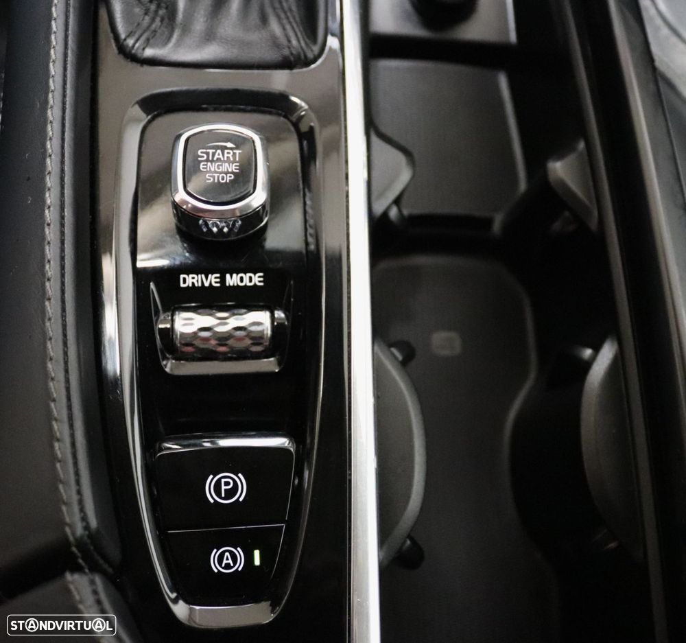 Volvo XC 90 2.0 D4 Inscription - 29