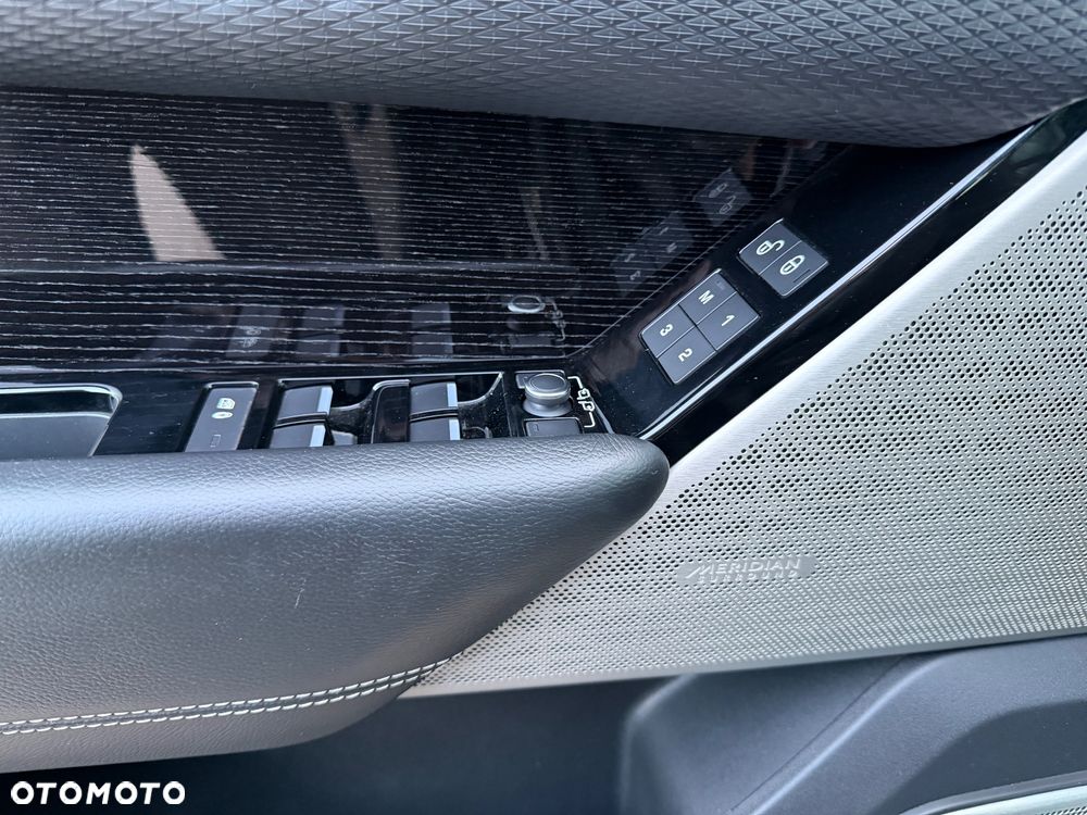 Land Rover Range Rover Velar 2.0 SD4 R-Dynamic SE - 22