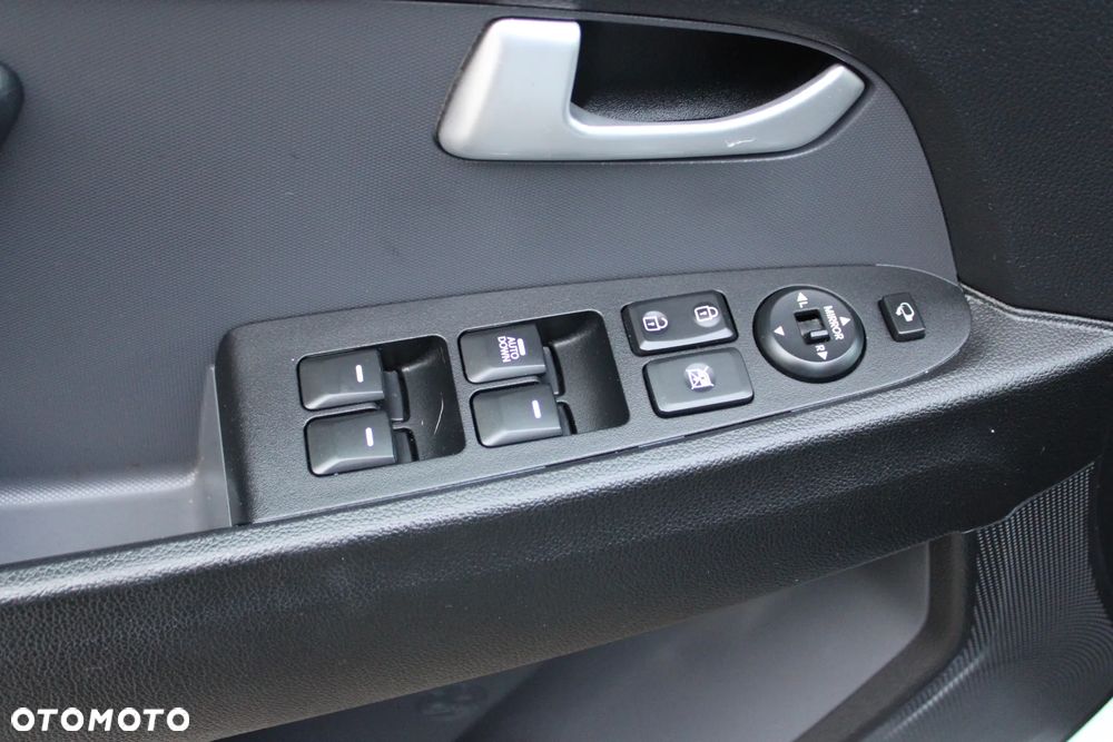 Kia Sportage 1.7 CRDI 2WD Edition 7 - 29