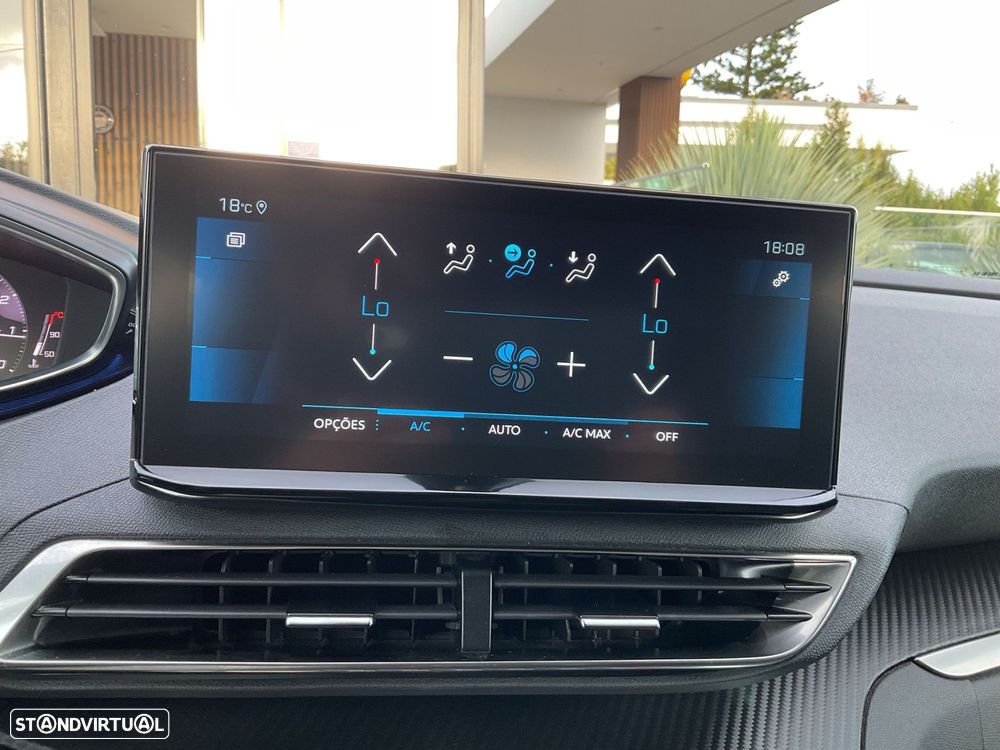 Peugeot 3008 1.2 PureTech Allure - 24