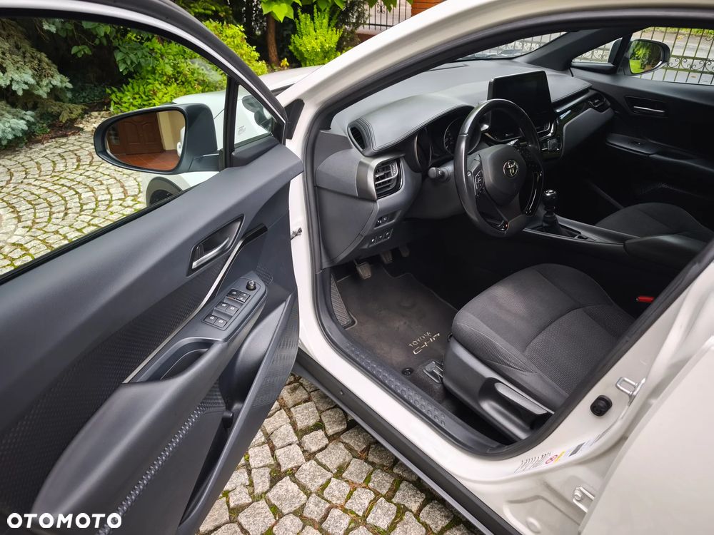 Toyota C-HR 1.2 T Premium - 19