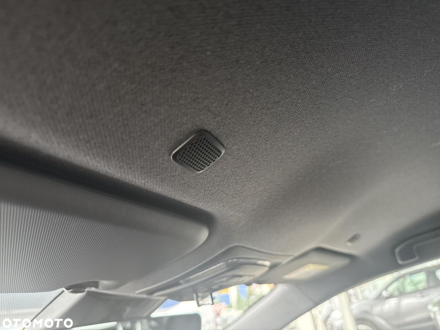 Toyota Corolla 2.0 Hybrid Comfort - 28