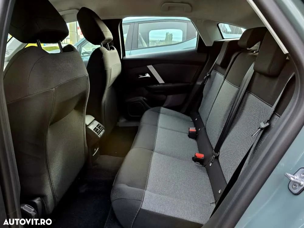 Citroën C4 1.2 136 eDCT6 MHEV PLUS - 7