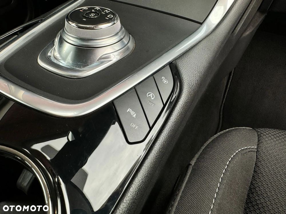 Ford S-Max 2.0 TDCi Titanium PowerShift - 28