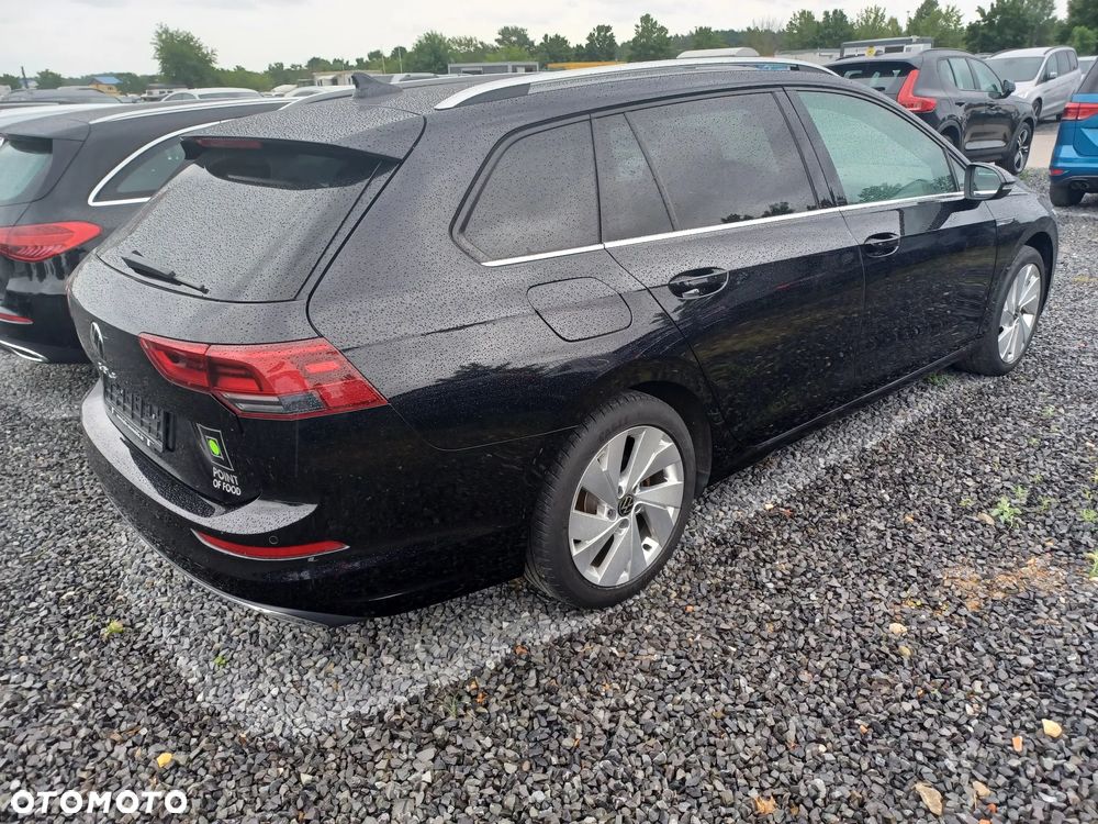 Volkswagen Golf 1.5 eTSI OPF DSG Style - 8
