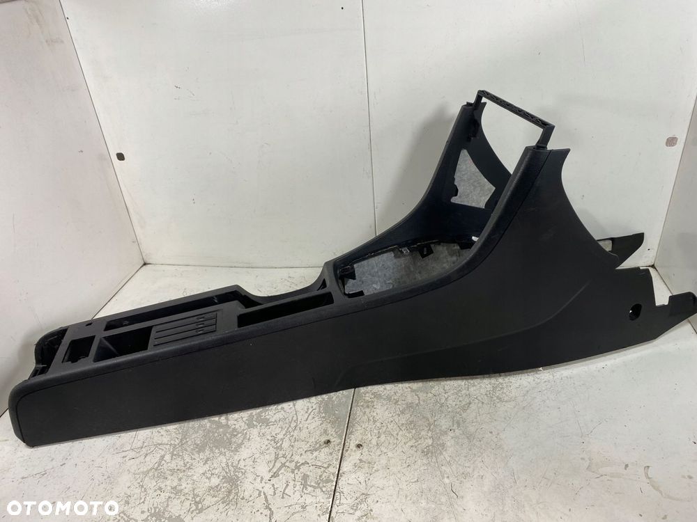tunel srodkowy 8e0863241c czarny soul audi a4 b6 1din - 2