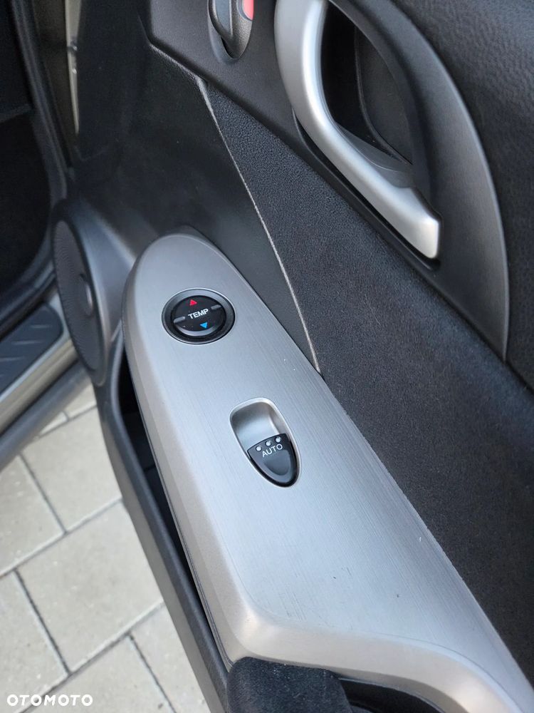 Honda Civic 1.8 Executive - 17
