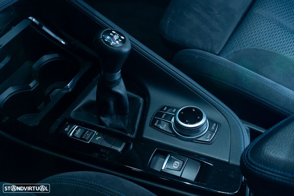 BMW X1 16 d sDrive Pack M - 16