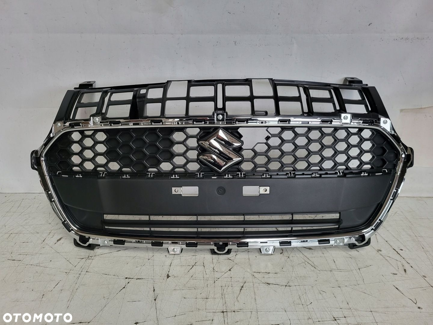 SUZUKI SWIFT MK8 17- ATRAPA CHŁODNICY GRIL SPORT - 2
